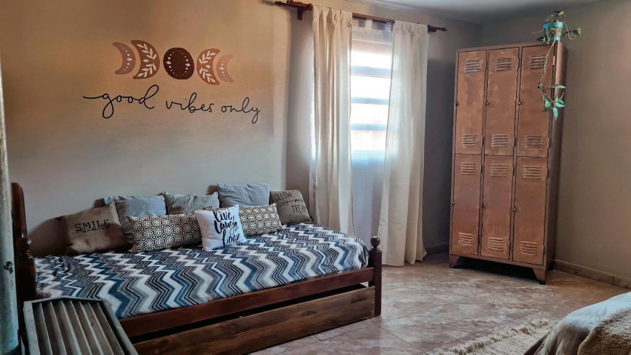 Hostel Del Lago, Habitaciones Privadas Y Cabanas El Chalten Luaran gambar