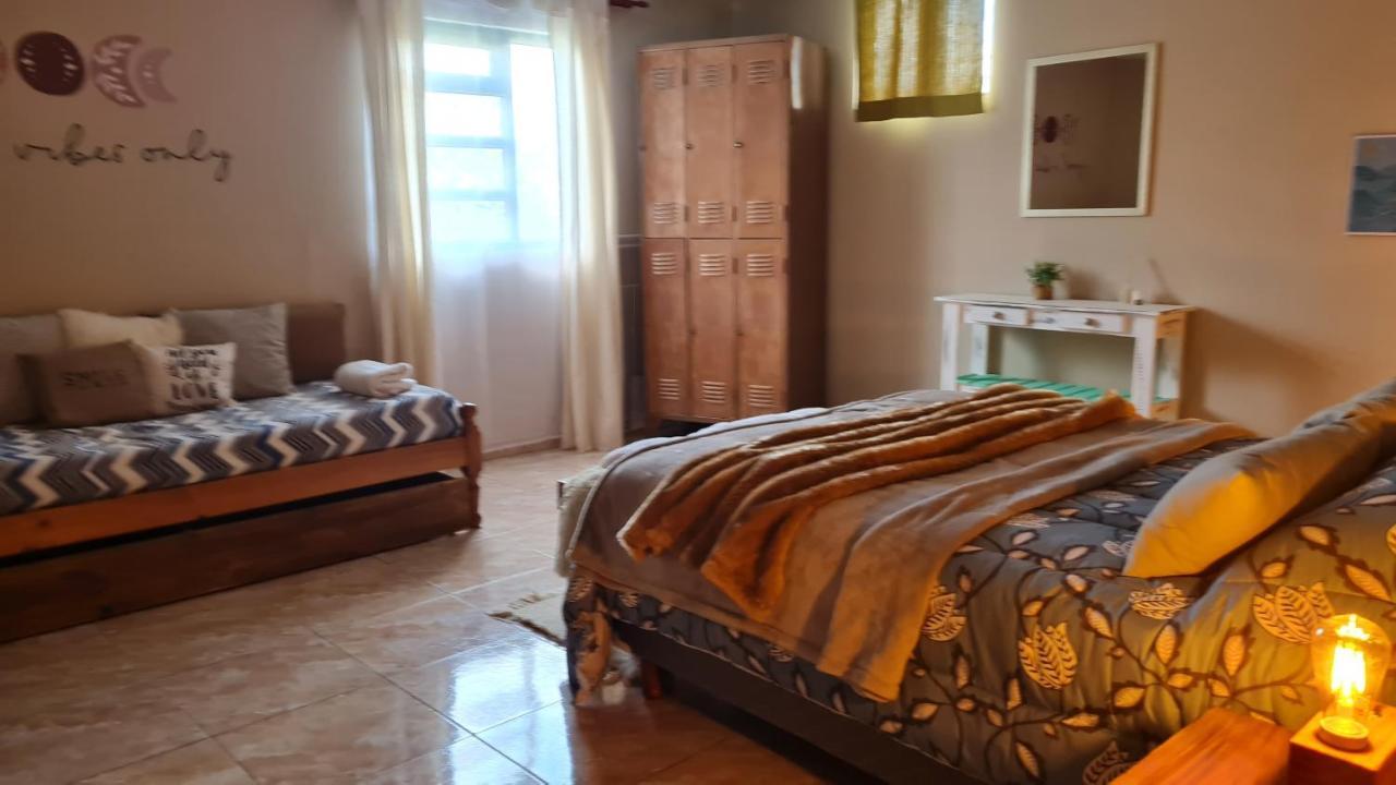 Hostel Del Lago, Habitaciones Privadas Y Cabanas El Chalten Luaran gambar